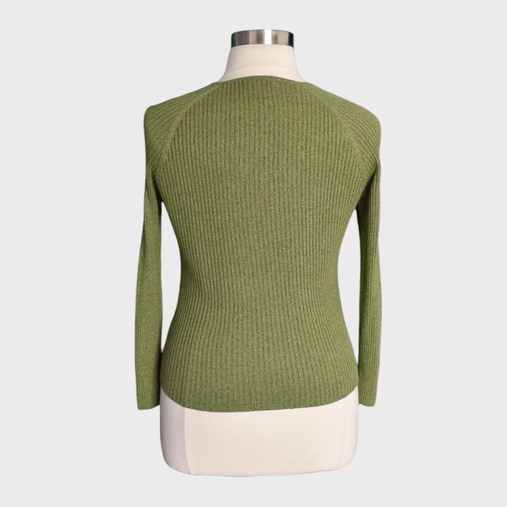 Reference Point features ribbed